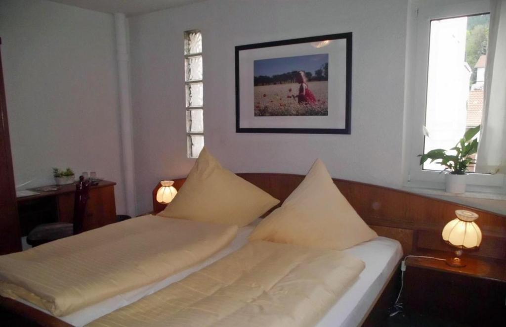Hotel Garni Am Thueringer Klosstheater Friedrichroda Δωμάτιο φωτογραφία