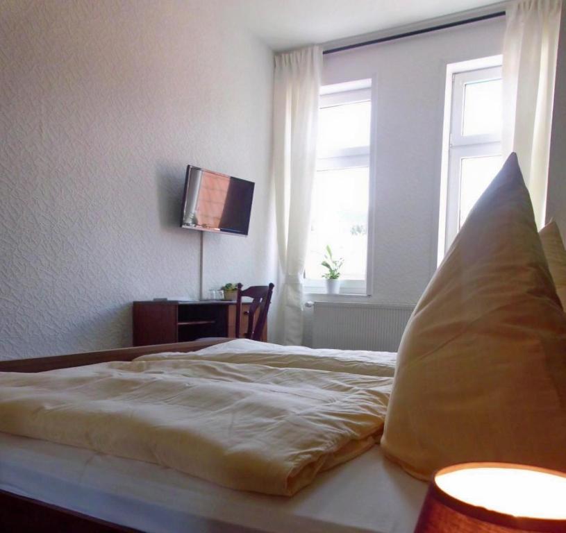Hotel Garni Am Thueringer Klosstheater Friedrichroda Δωμάτιο φωτογραφία